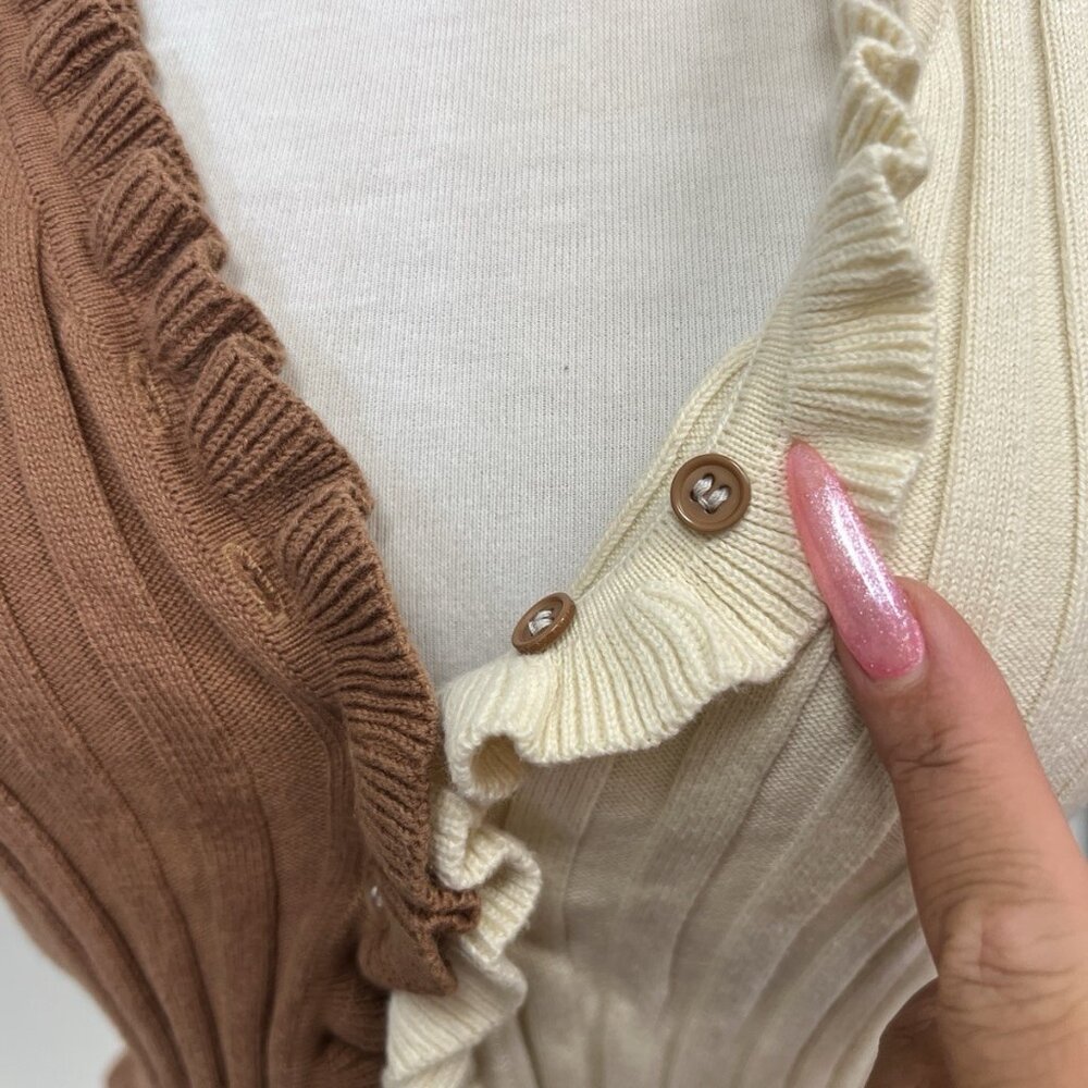Two-Tone Ribbed Cardigan Sweater - Picture 6 of 8